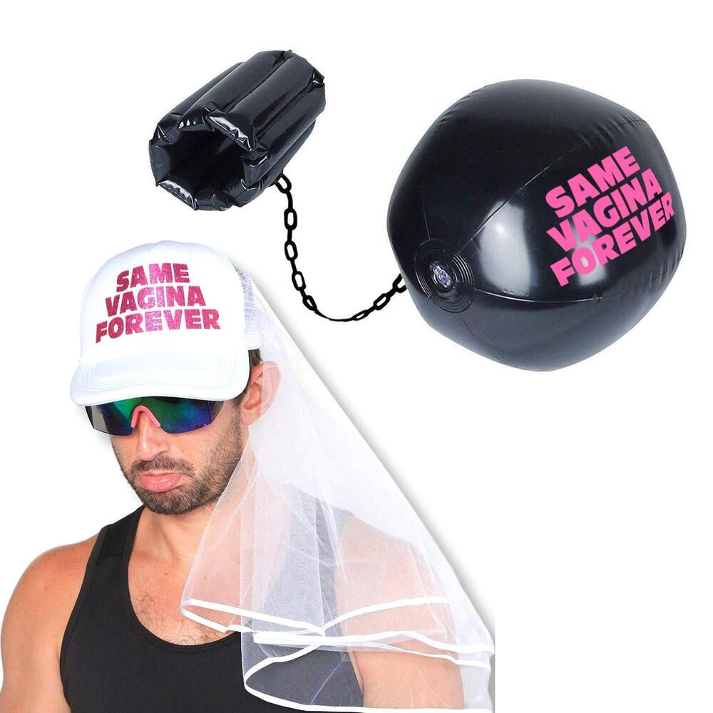 8925 Bachelor Party Groom Hat Veil and Inflatable Ball and Chain Pack